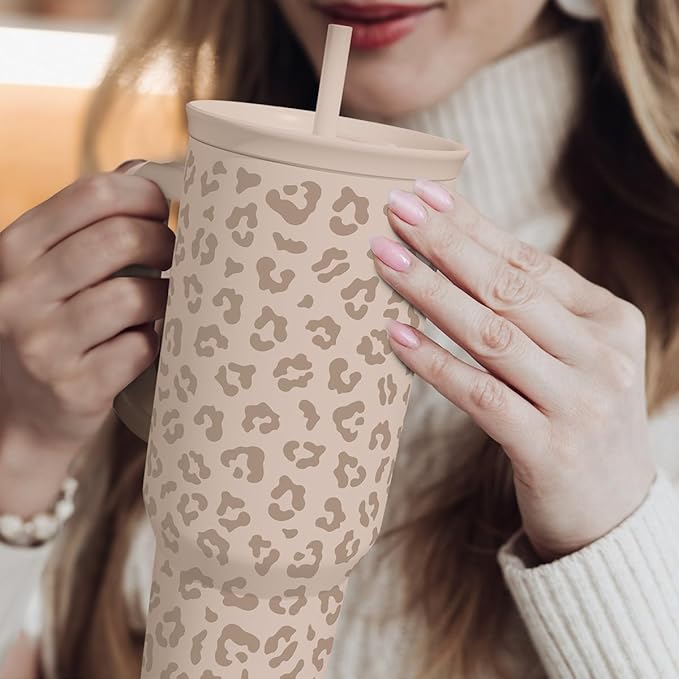 SANDJEST Leopard Tumbler with Handle, Insulated Cup Stainless Steel Travel Mug Cup, Gifts for Women Girl on Birthday Christmas, Tan Leopard, 40oz