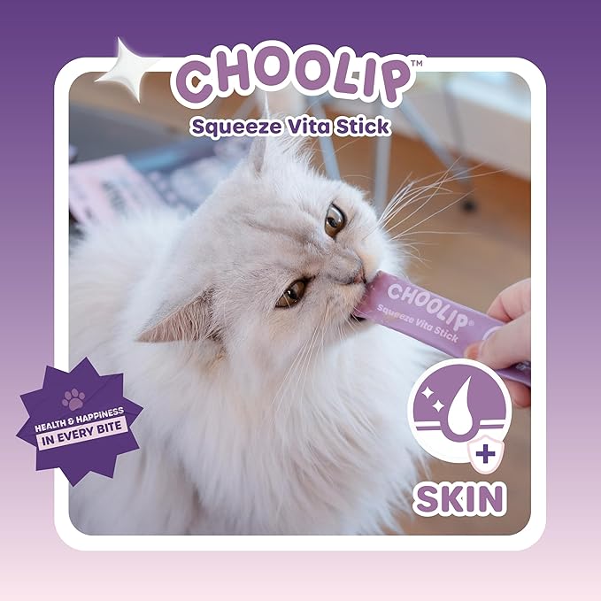 Squeeze Vita Stick Lickable Treats for Dogs & Cats. 7 Skin & Coat Support Sticks with Essential multivitamins. Soft and Tasty Paste for All Life Stages, Supporting Skin Health