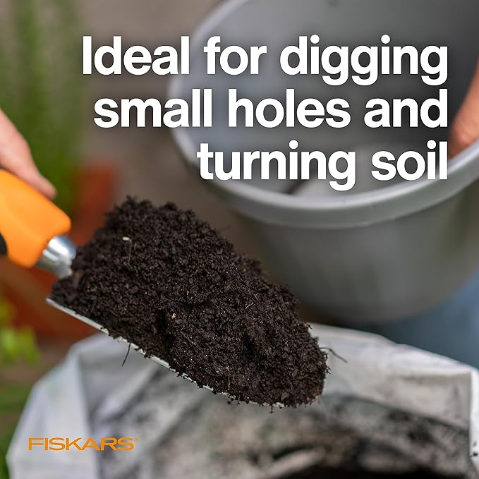 Fiskars Ergo Garden Trowel for Digging and Planting, Heavy Duty Gardening Hand Tool with Hanging Hole