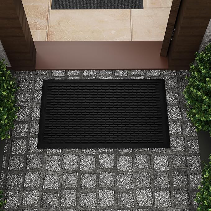 Indoor/Outdoor Hose-Wash Lines Design Non-Slip Rubber 18" x 30" Modern Entryway Mat for Entryway, Patio, Backyard, Garage, 18" x 30", Black Lines